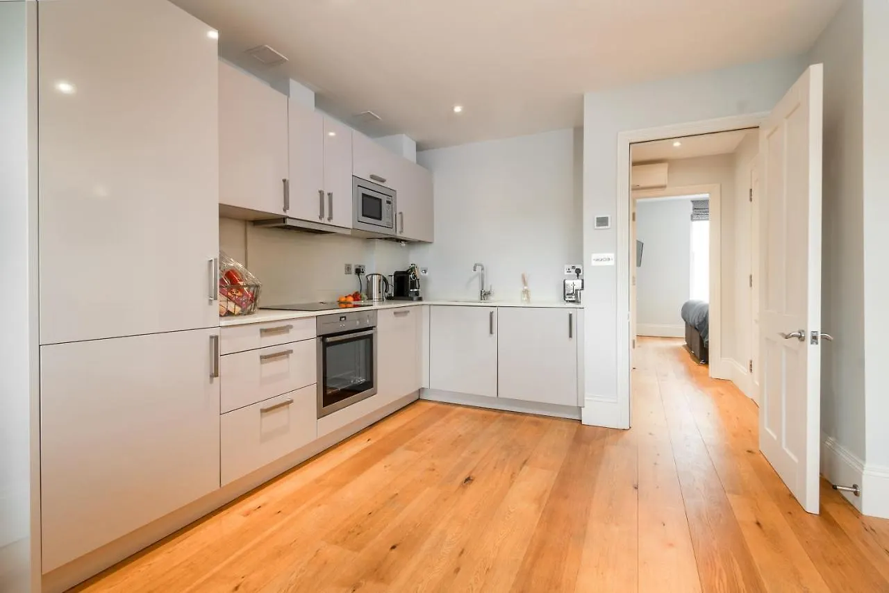 Bath Circle Apartment